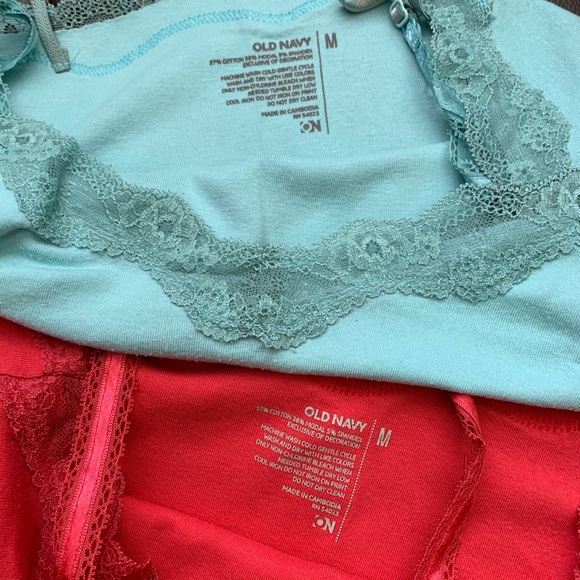 Lace Detail Camisole Tops - Picture 4 of 4